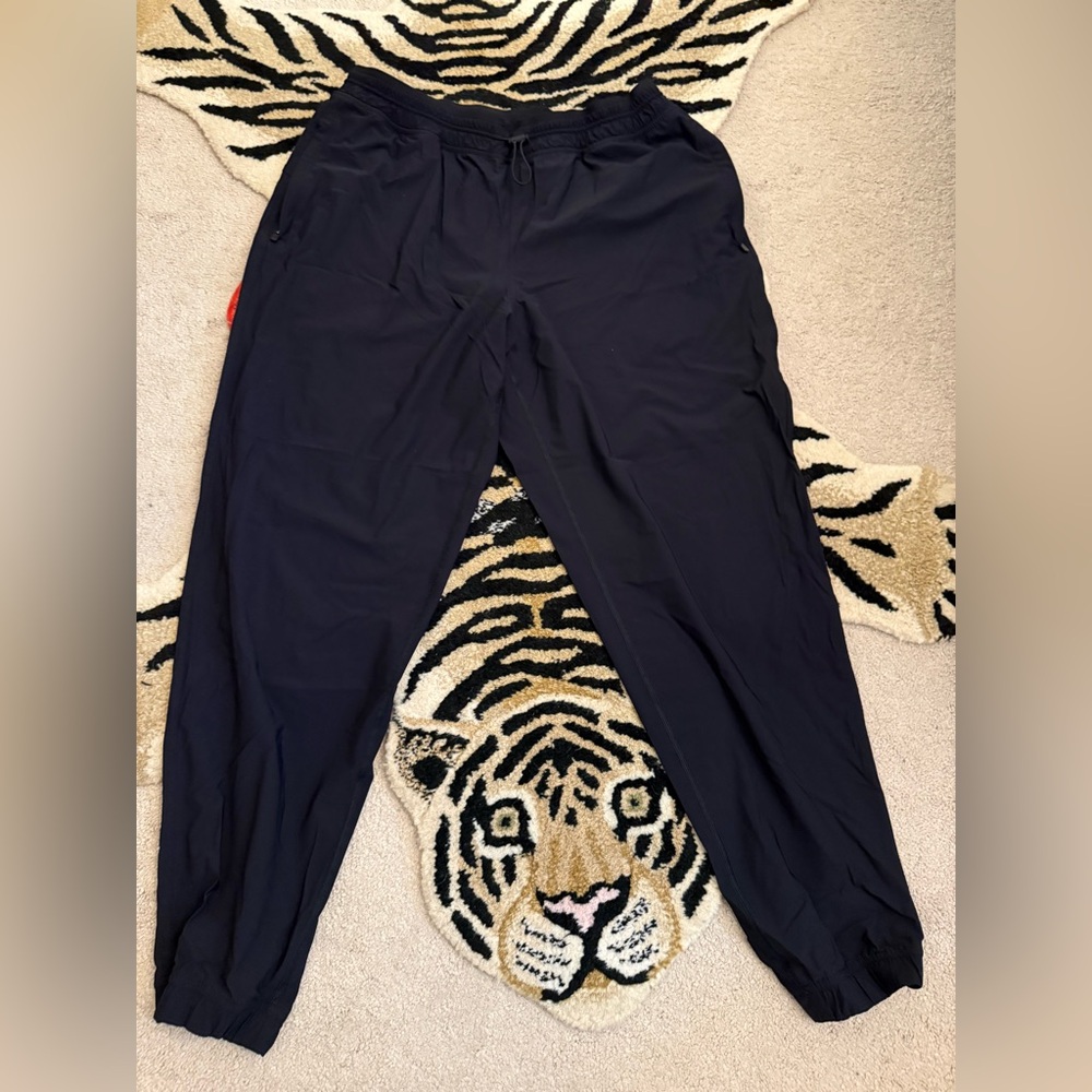 Athleta Women's Crosstrain High Rise Jogger Black Size Large NWOT - Picture 4 of 9